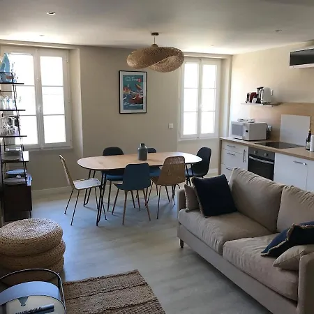 Appartement Centre De - Cosy - 70m Du Port *