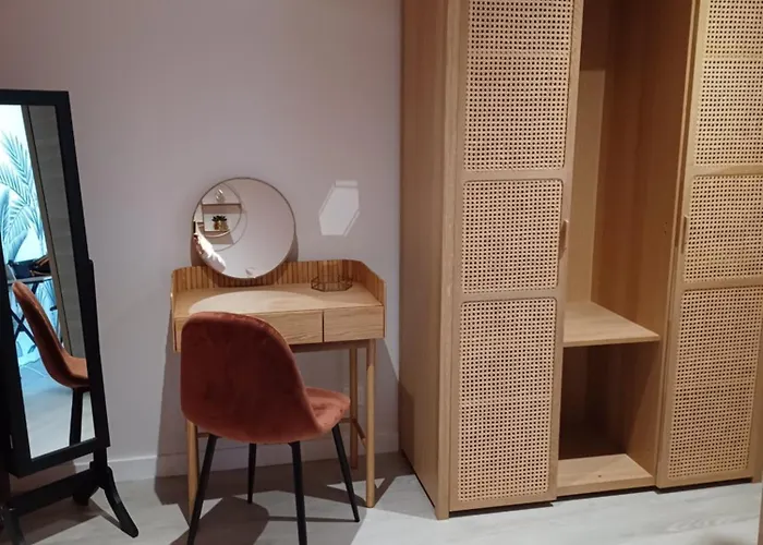 Coeur De - Cosy - 70m Du Port Apartment