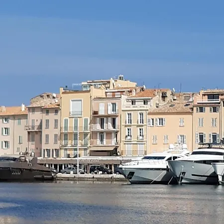 Appartement Superbe 3 Pièces 4 étoiles Plein Centre 70m Du Port