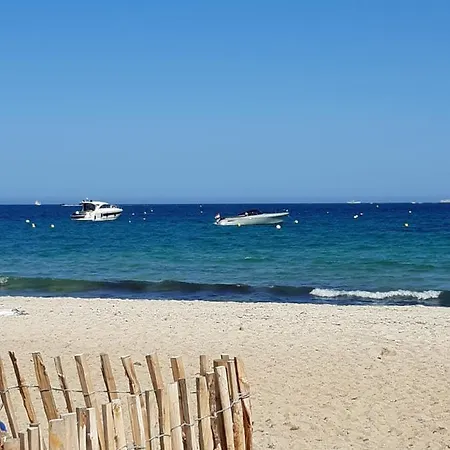 Appartement Superbe 3 Pièces 4 étoiles Plein Centre 70m Du Port Saint-Tropez