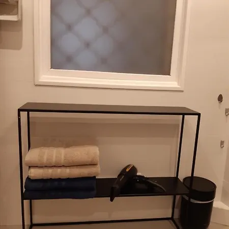 Appartement Superbe 3 Pièces 4 étoiles Plein Centre 70m Du Port
