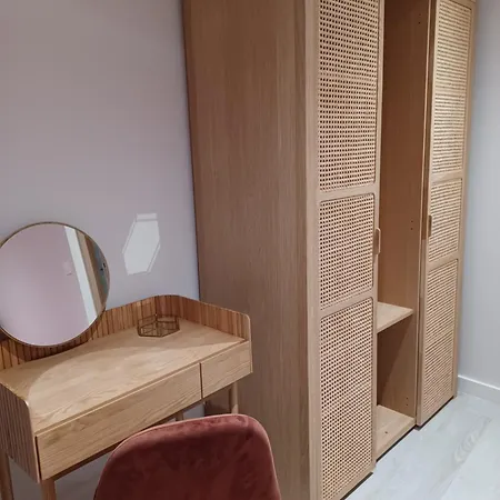 Appartement Superbe 3 Pièces 4 étoiles Plein Centre 70m Du Port *